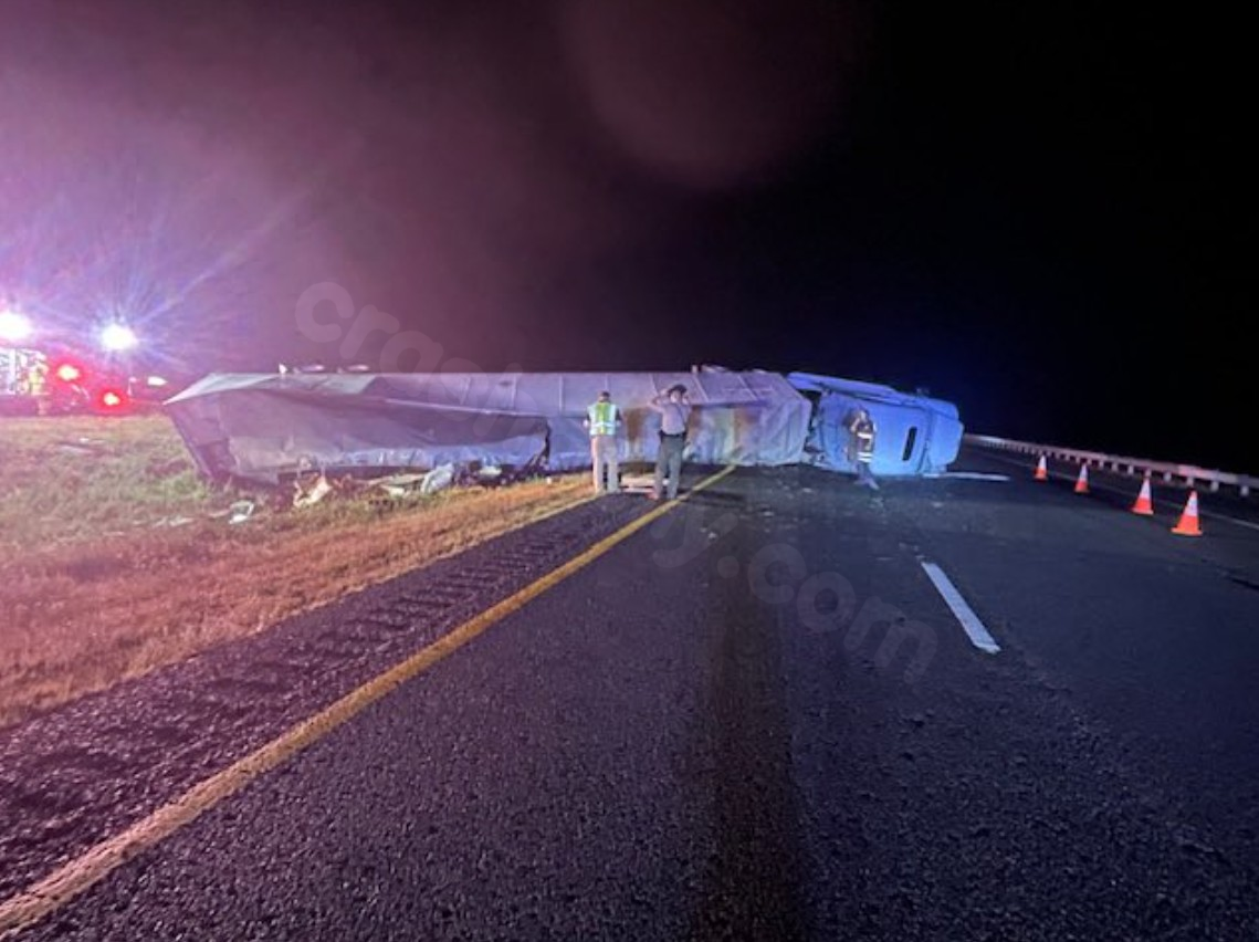 Partial reopening of I-840 at I-65 after rollover accident