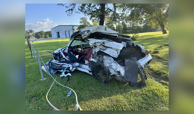Response by Livingston Police Department to crash with multiple vehicles, 1 person critically hurt