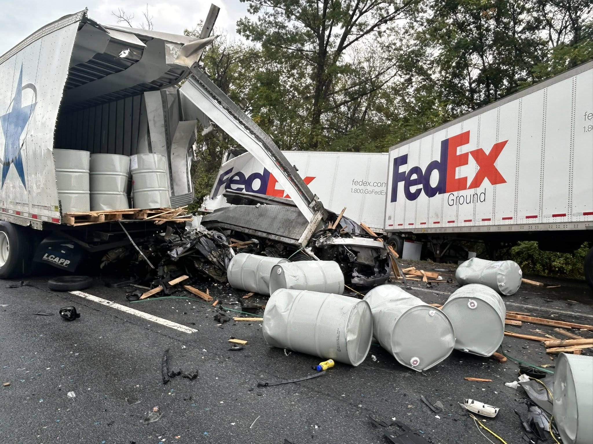 Fatal tractor-trailer crash on I-81 in Washington County