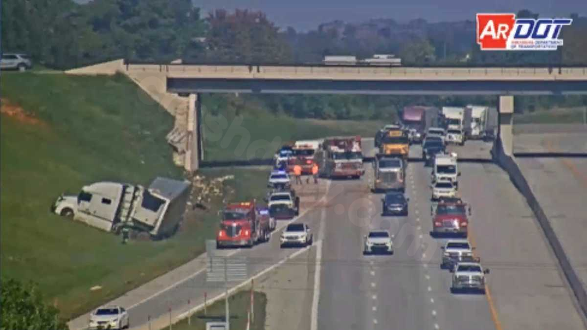 I-49 traffic delayed due to commercial truck collision.