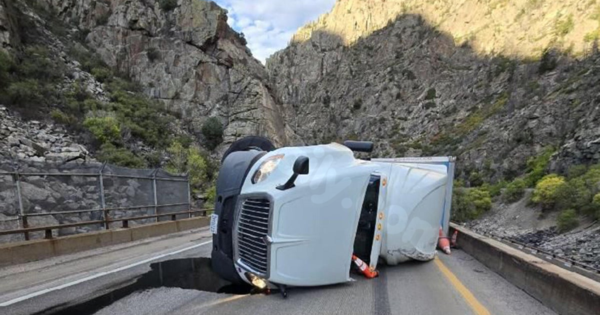 Closure of westbound I-70 in Glenwood Canyon after semi rollover crash