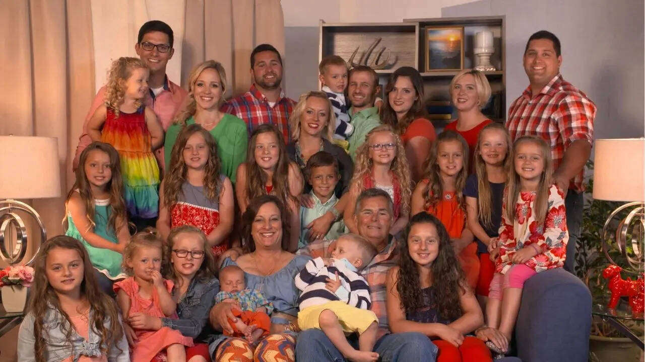 Fatal Car Crash Claims Lives of 'Meet The Putmans' Cast Members