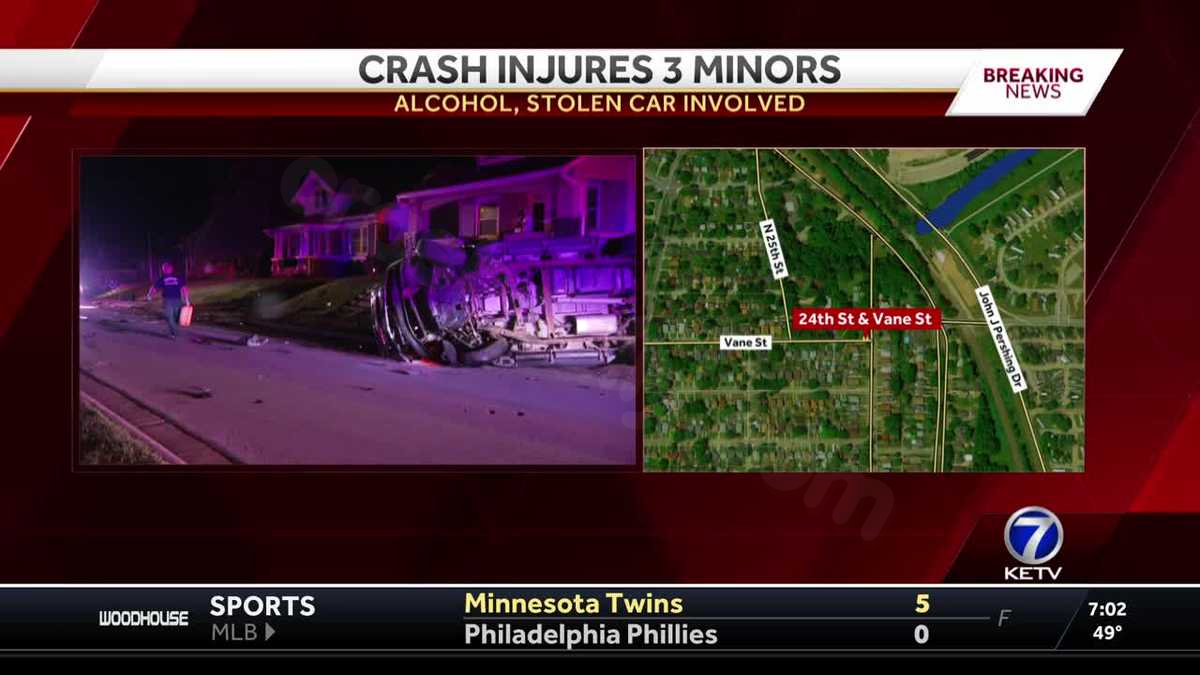 16-year-old and 35-year-old arrested after crash in Omaha