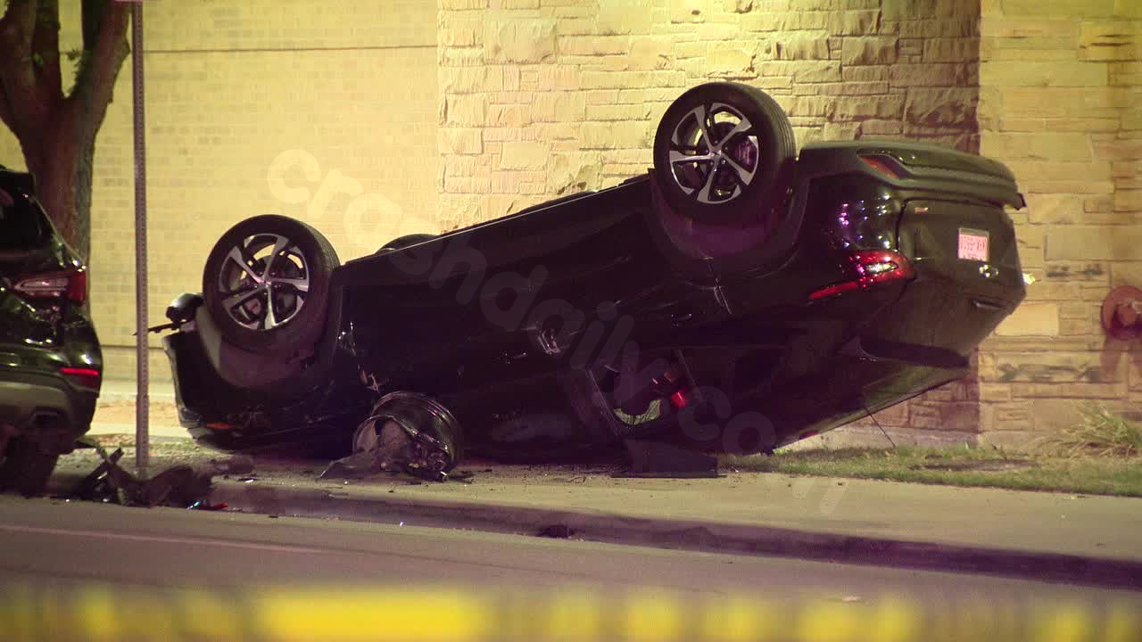 Dallas crash: One critically injured in six-vehicle crash; suspect in custody