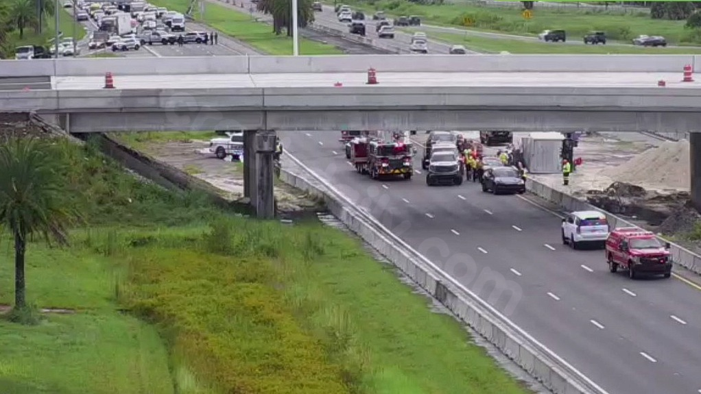 Eastbound I-4 lanes closed near SR-528 in Orange County due to crash