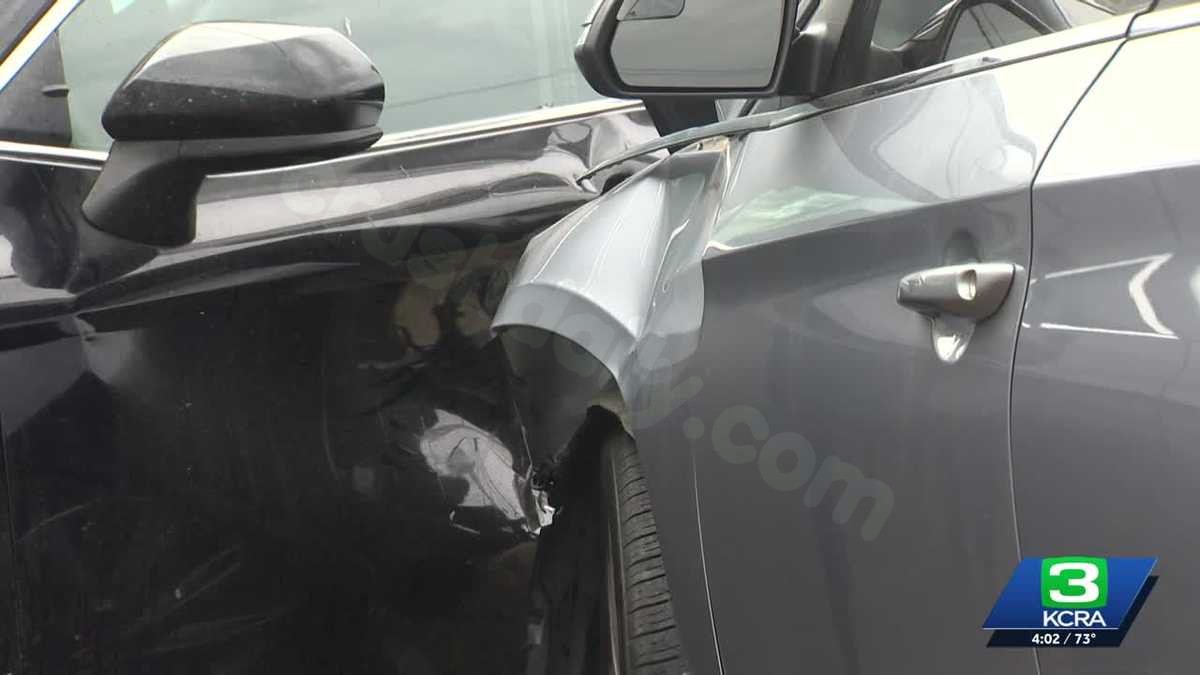 Vehicle collides with duplex, alarming residents