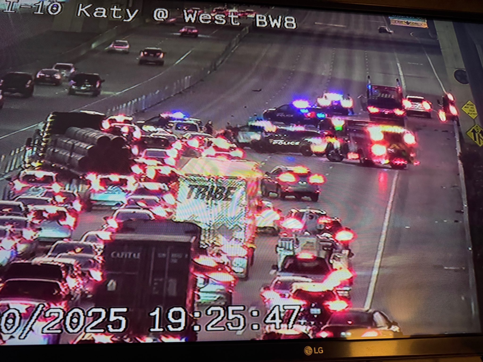 I-10 blocked by fatal crash involving 18-wheeler