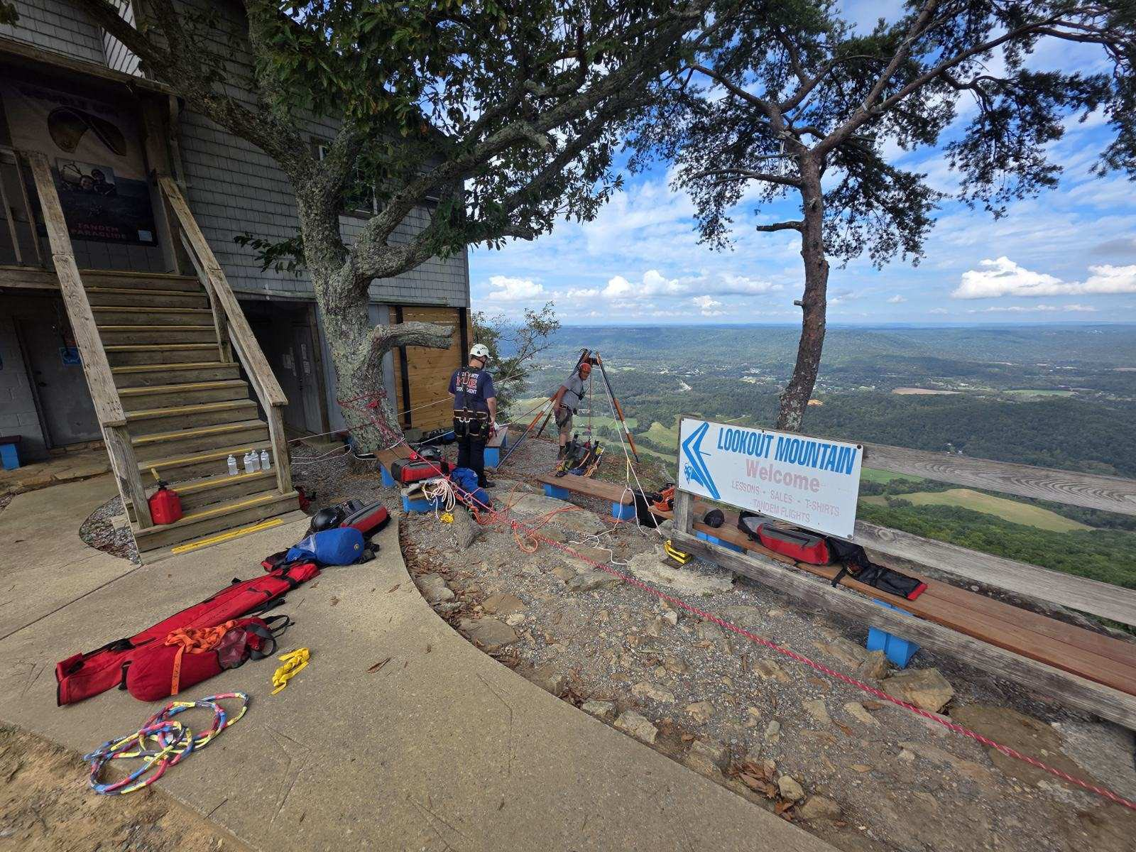 Fatal hang glider crash near Lookout Mountain