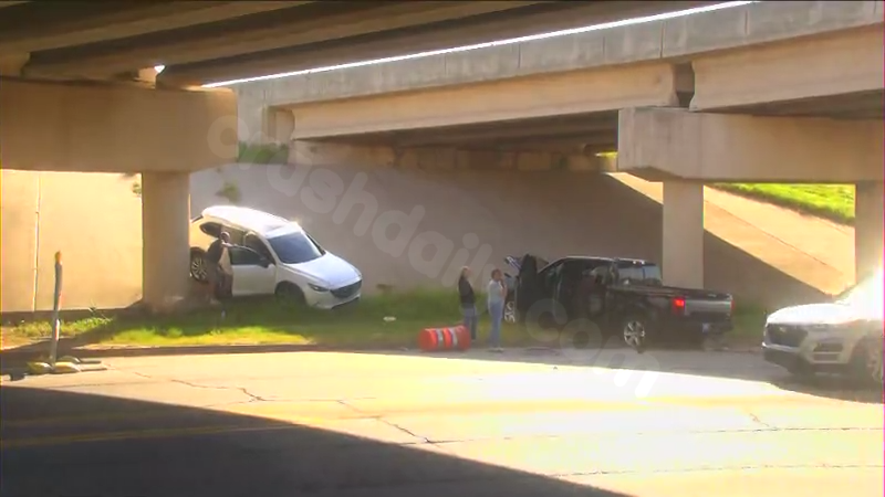 OHP attends car crash on Kilpatrick Turnpike & Northwest Expressway
