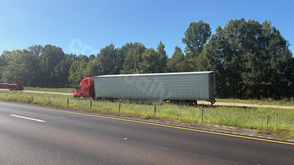 Deadly collision between two large trucks and an SUV in Hinds County