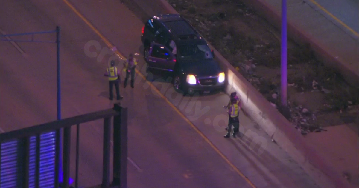 Fatal accident closes outgoing lanes on Dan Ryan Expressway