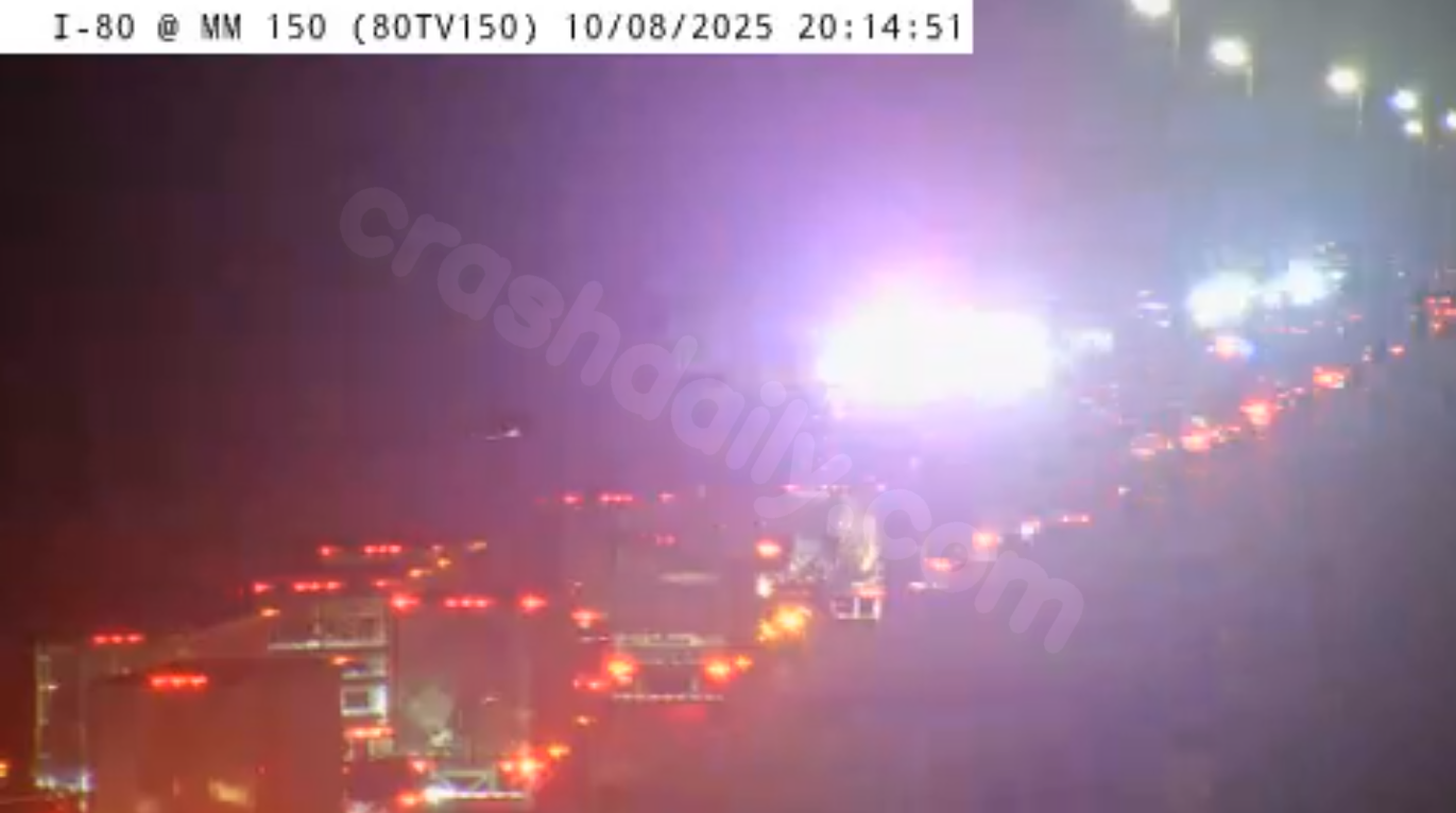 I-80 near Mitchellville closed due to head-on semi crash