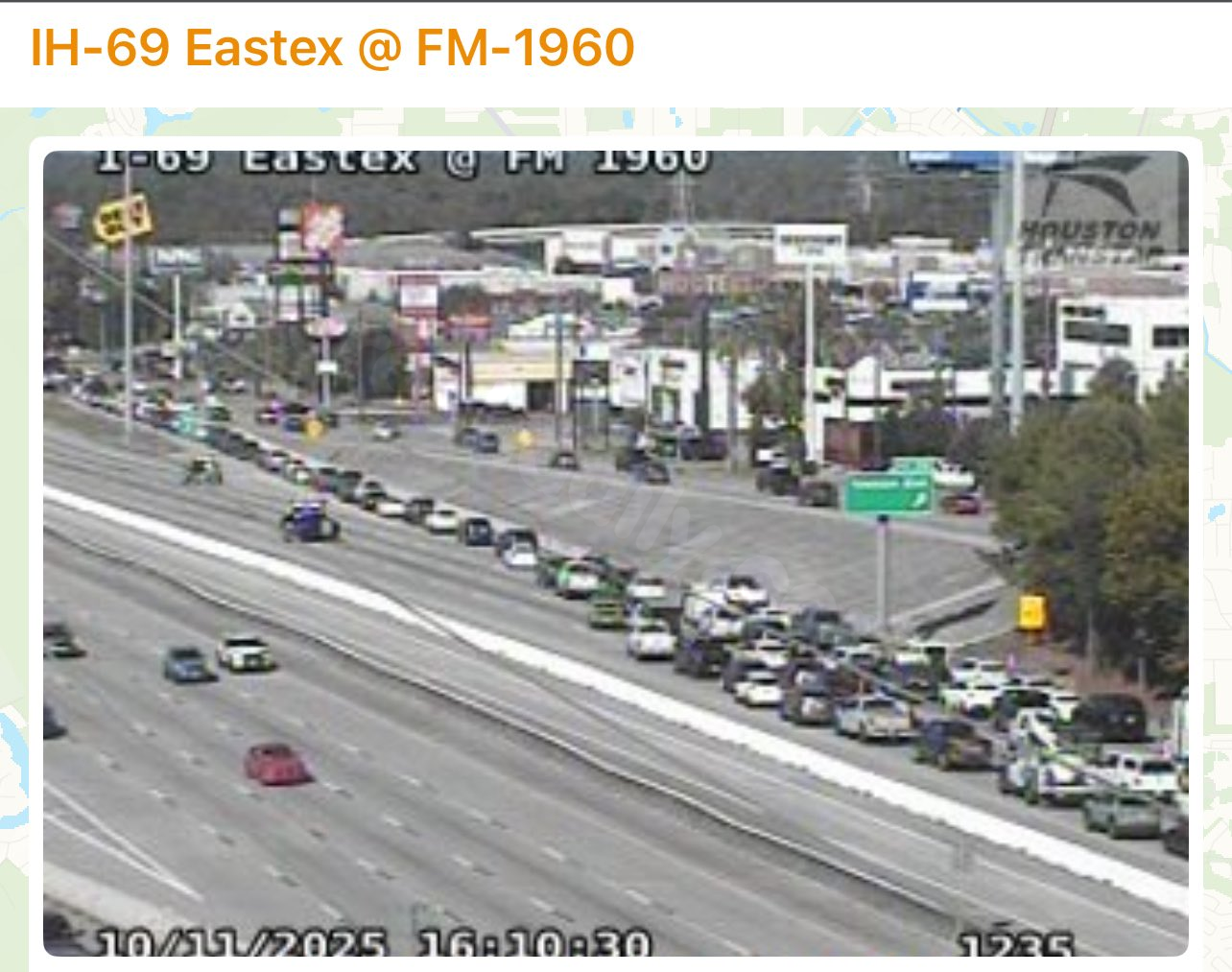Four-car crash shuts down Northbound Eastex Freeway, authorities report