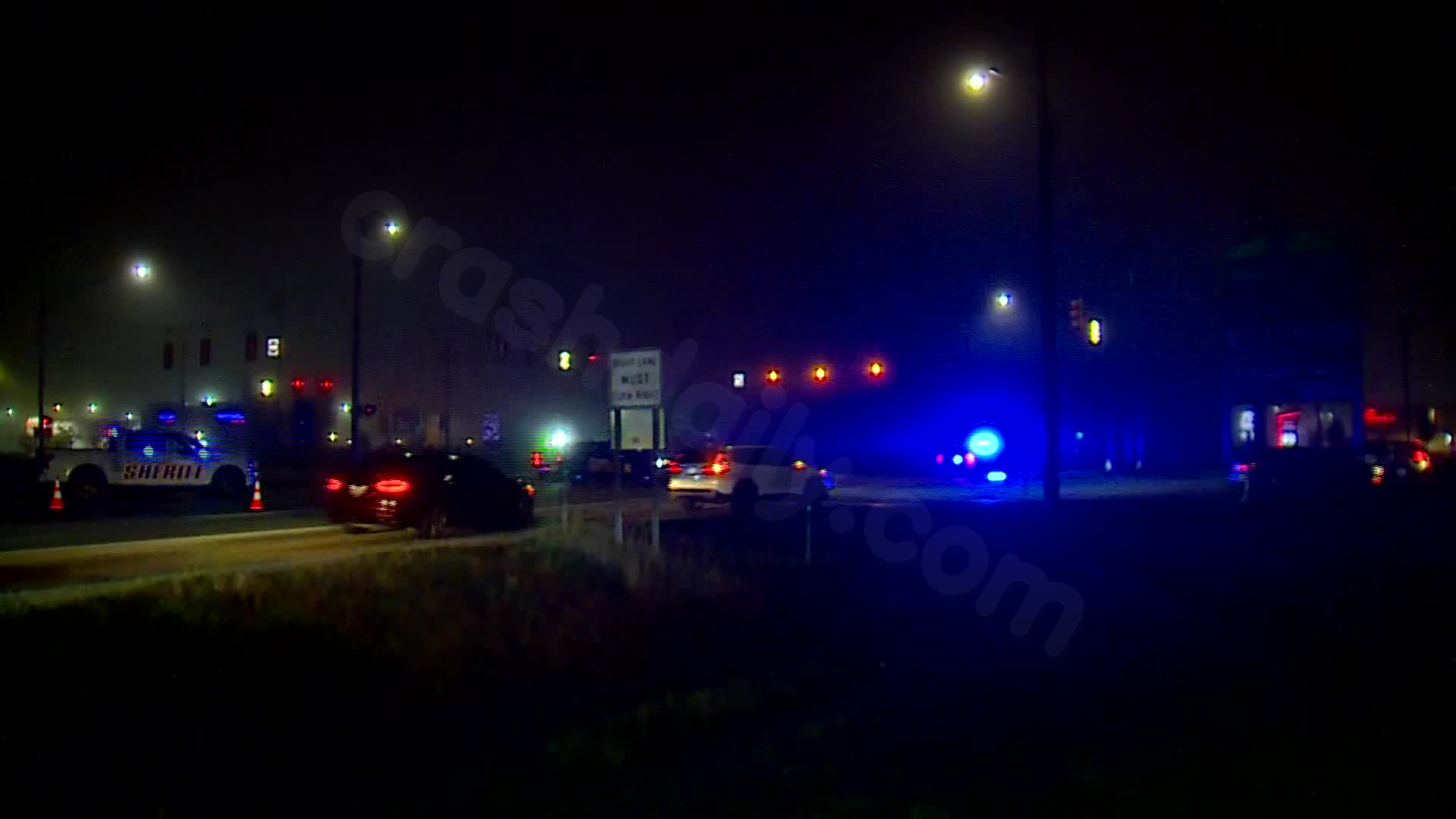 Crash in Holland results in injuries, shuts down southbound US-31.