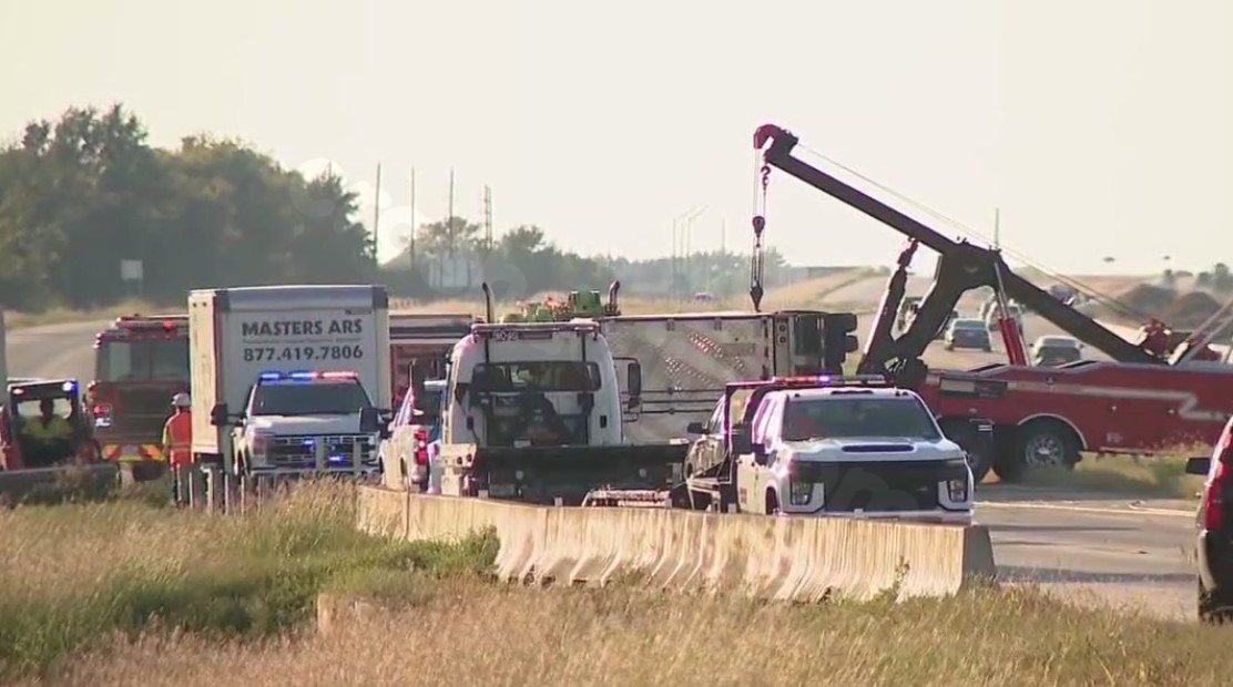 Traffic incident in Waller County causing obstructions on Highway 290 near FM 362