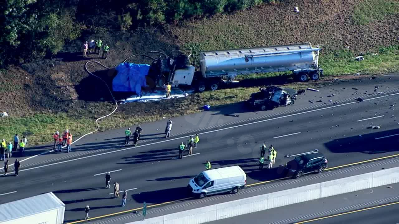 Fatal accident closes all northbound lanes of I-85 in Jackson County