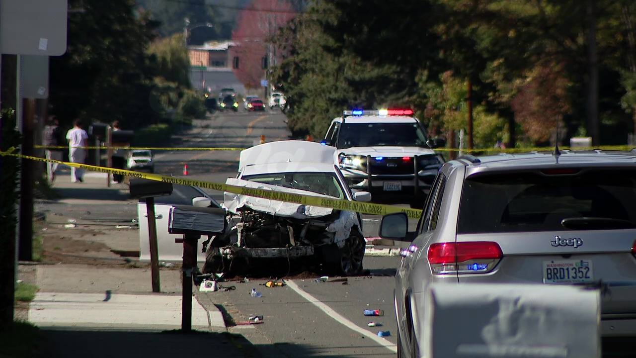 Fatal crash caused by fleeing suspect following police chase in Pierce County, WA