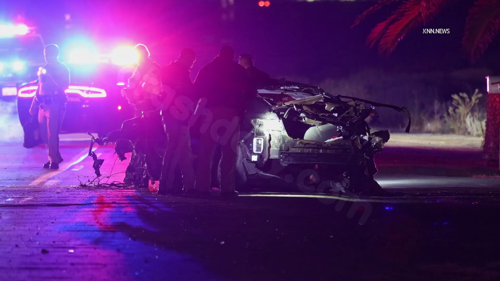 Fatal crash in Delano kills 2, injures 1