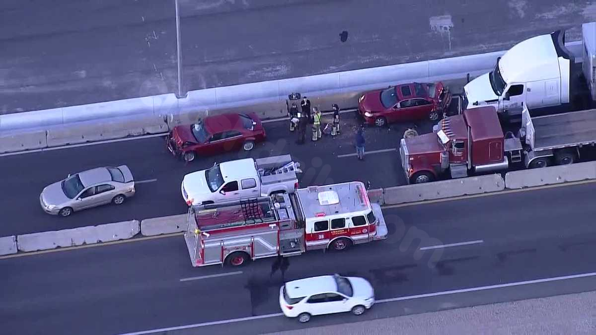 I-40 Eastbound Reopens After Multiple Vehicle Collision