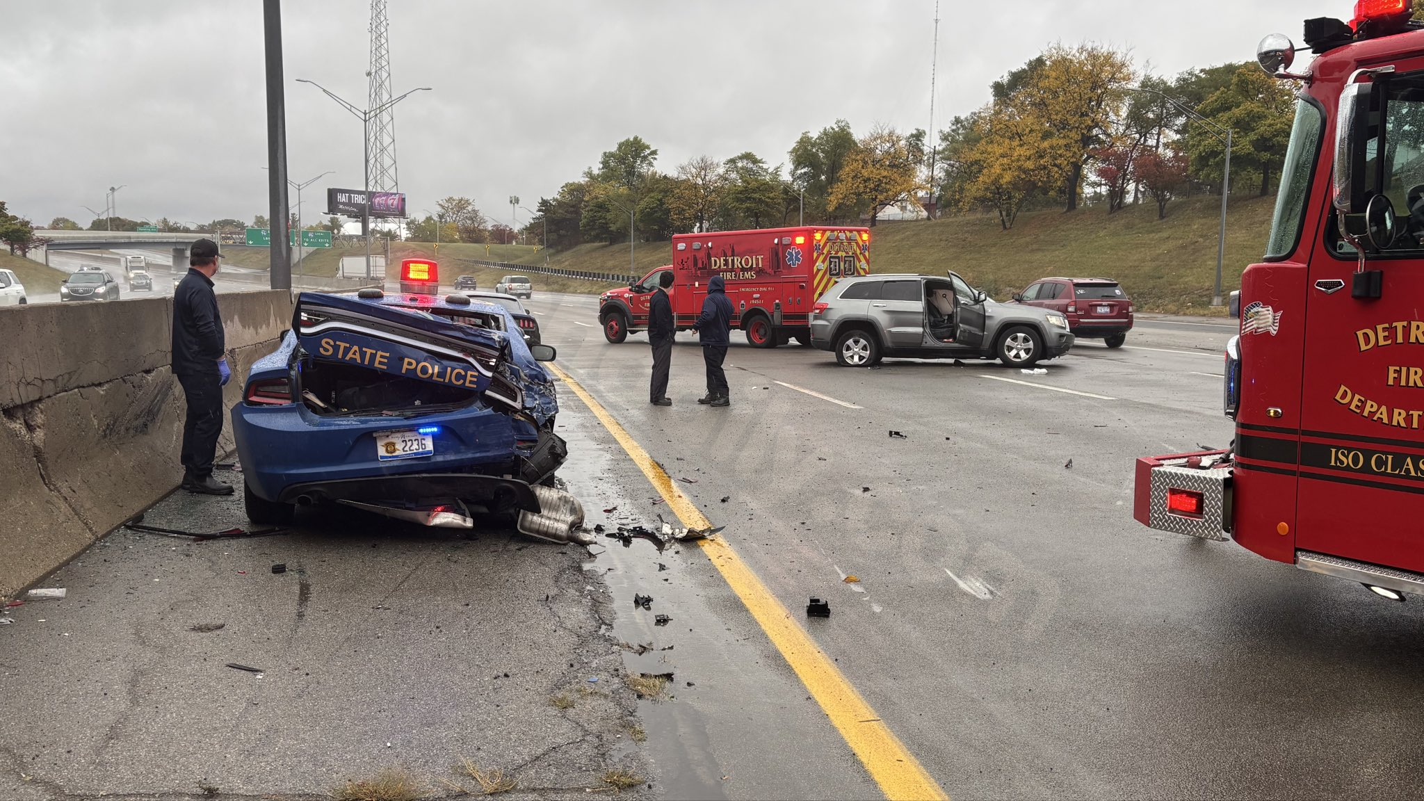 MSP trooper and two others hurt in I-96 crash in Detroit