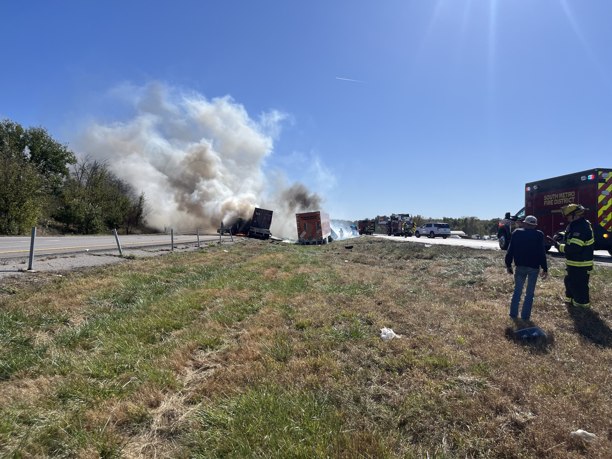 I-49 closed in both directions due to multi-car crash near Belton.