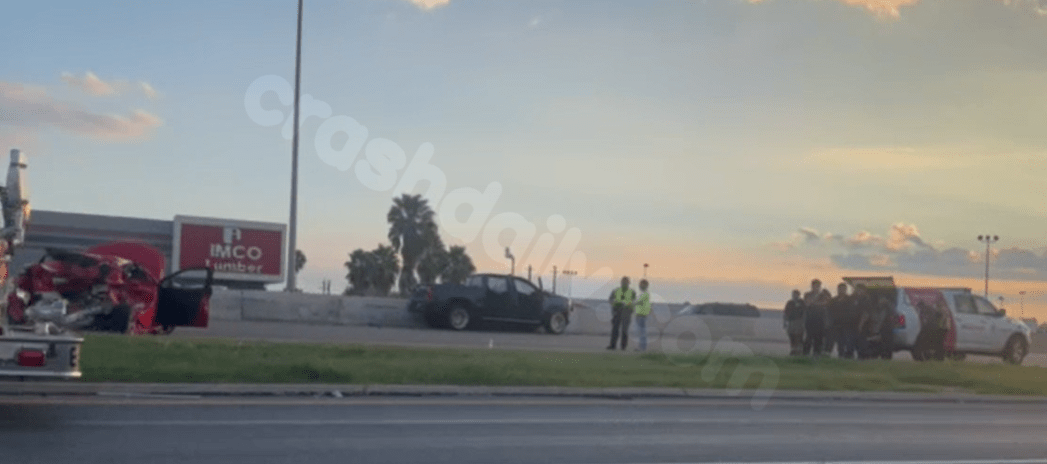 1 teenager dies, 2 injured in Donna car accident
