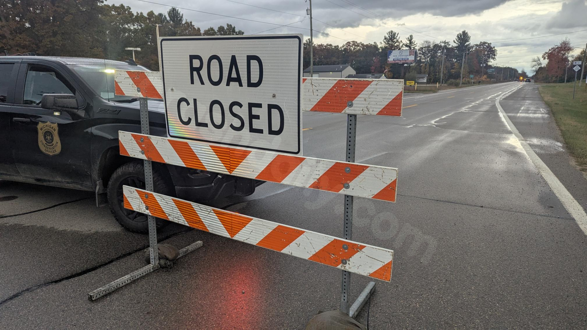 Road near Twin Lake closed due to crash