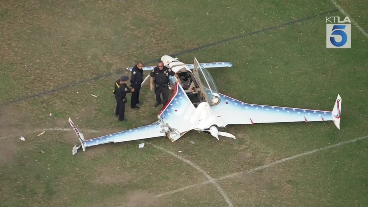 Small plane makes emergency landing in Long Beach park