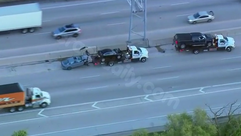 Morning commute impacted by multi-vehicle I-80 accident with deer in Chicago's southwest suburbs