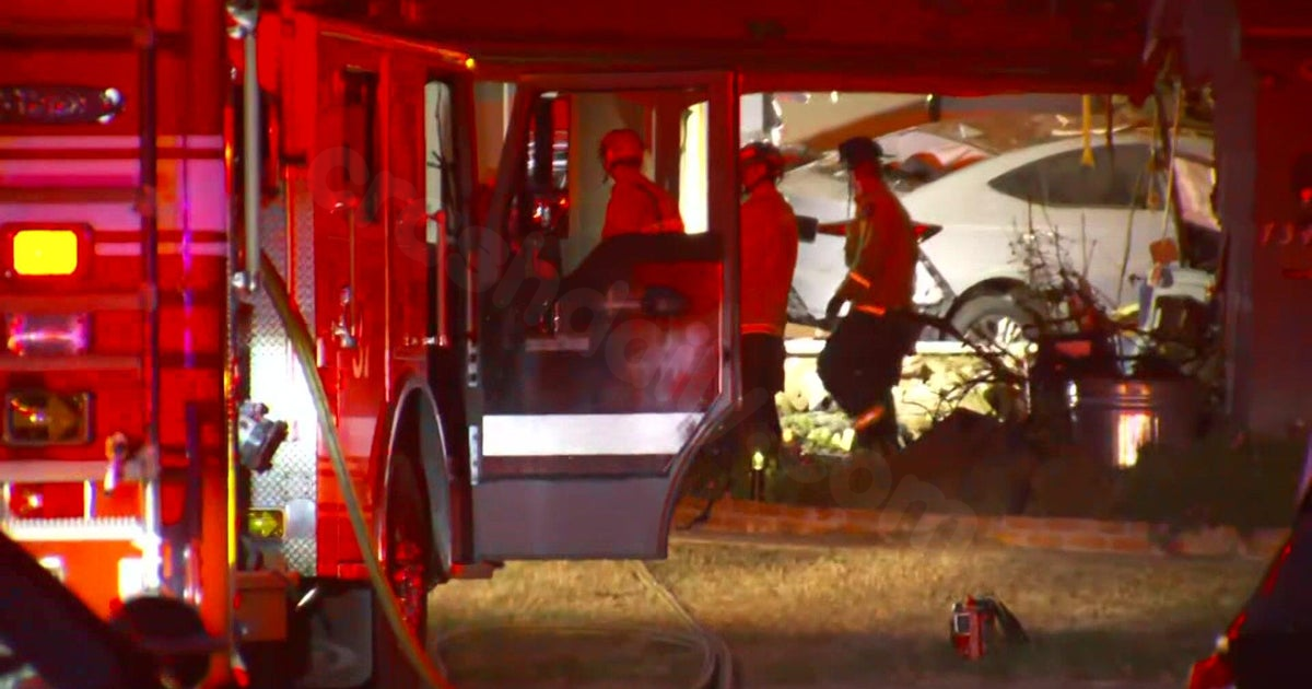 Pursuit of stolen car suspect in Sacramento ends in crash into home; 1 hospitalized, police report