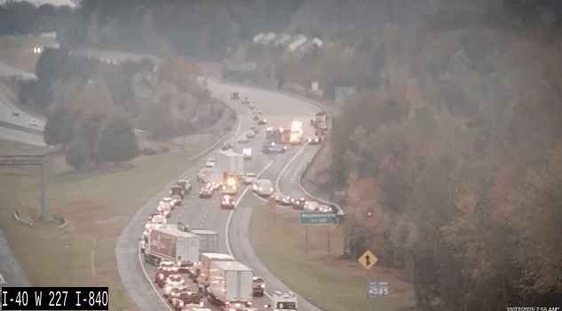 Crash on Interstate 40 East causes lane closures in Greensboro