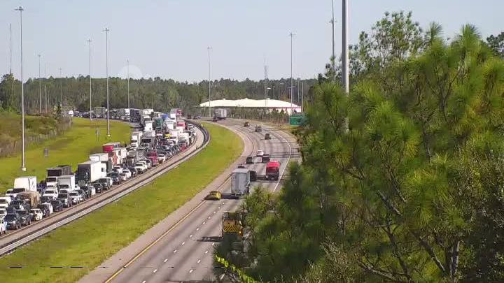 Fatal motorcycle accident shuts down part of I-75 by Wesley Chapel