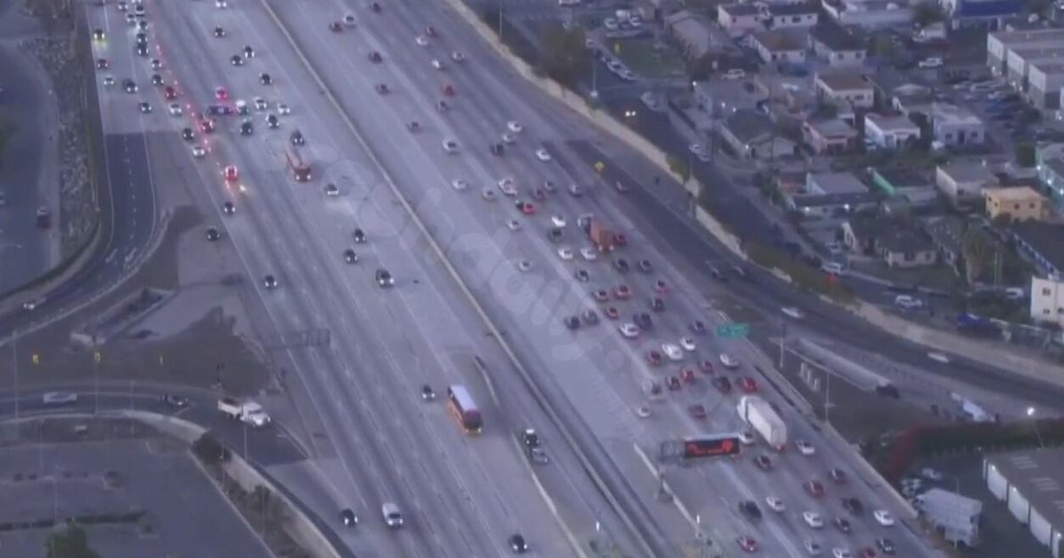 Fatal pedestrian accident on the 110 Freeway in South LA