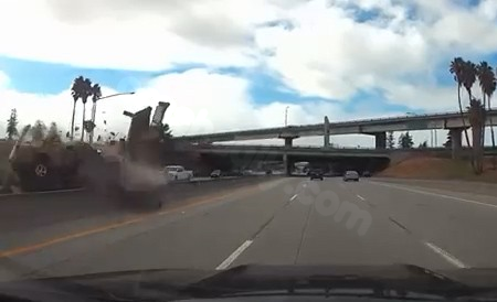 Video: Truck launches off freeway ramp in dramatic San Jose collision