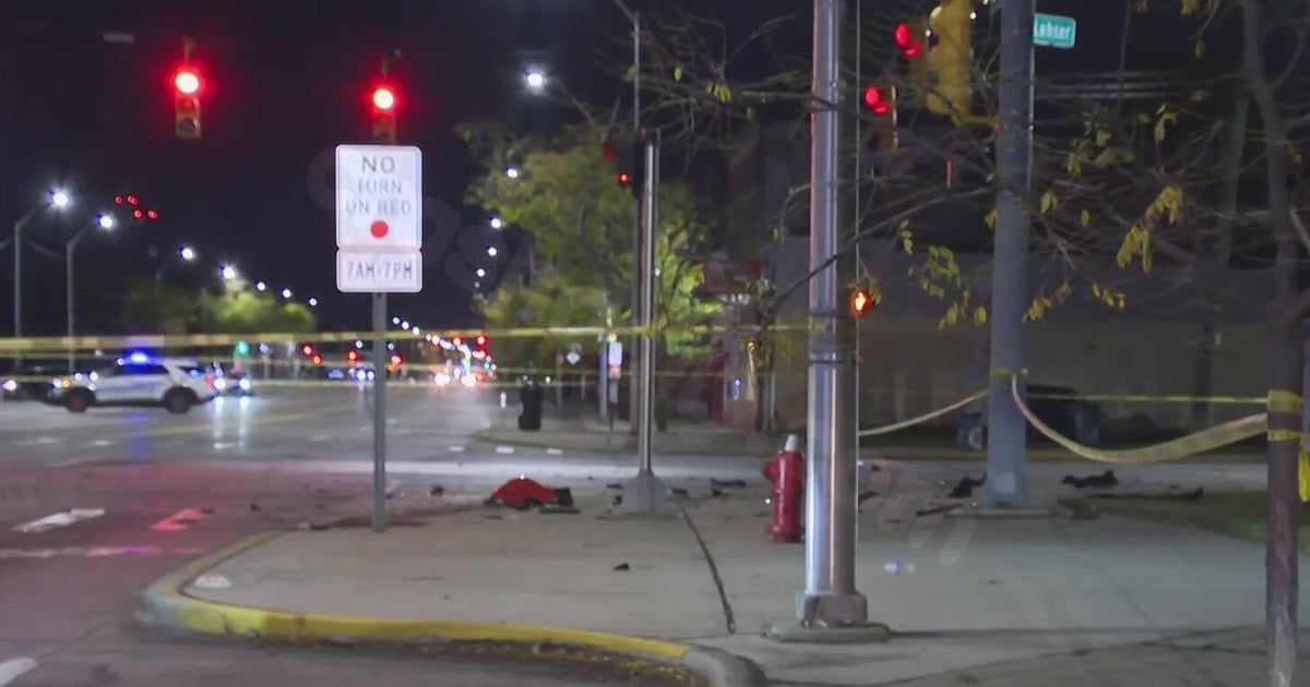 Intersection of Lahser and Grand River in Detroit closed due to two-vehicle collision