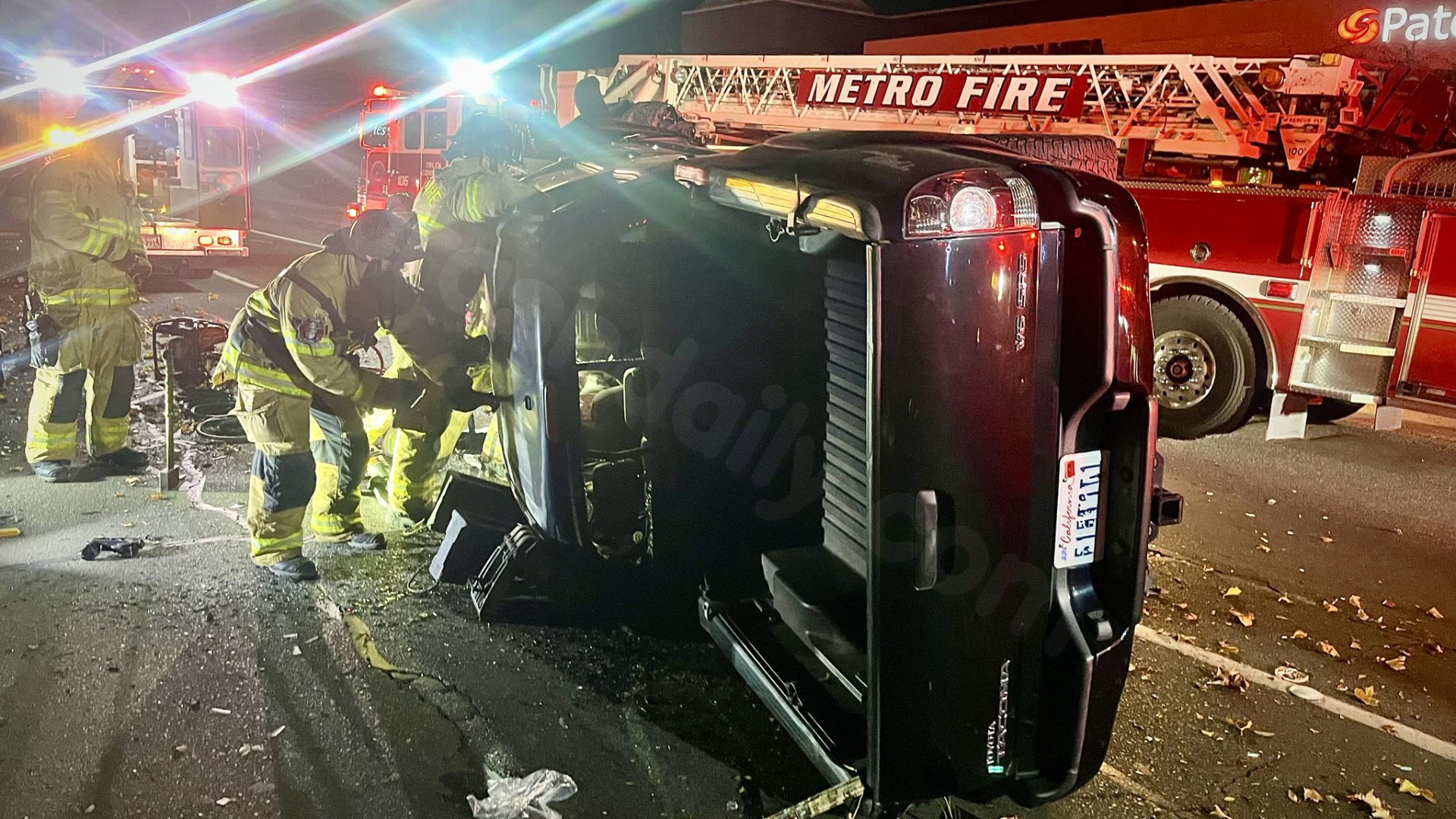Rescue of man trapped in overturned truck in Sacramento crash