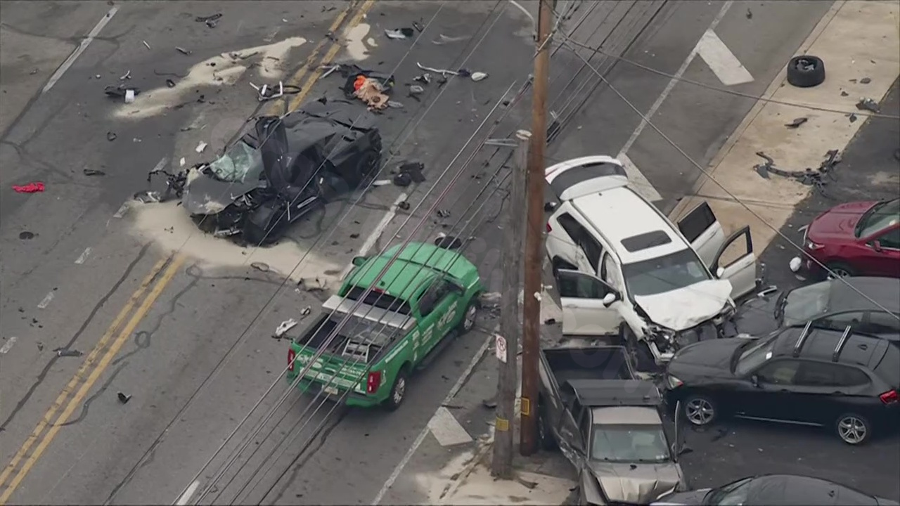 Prospect Park collision sends 5 to hospital, Chester Pike closed: authorities