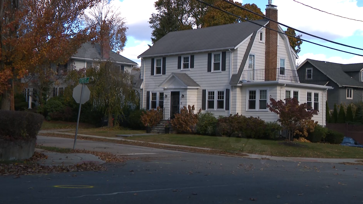 Teenager killed in car crash after reckless driving, Middlesex DA reports