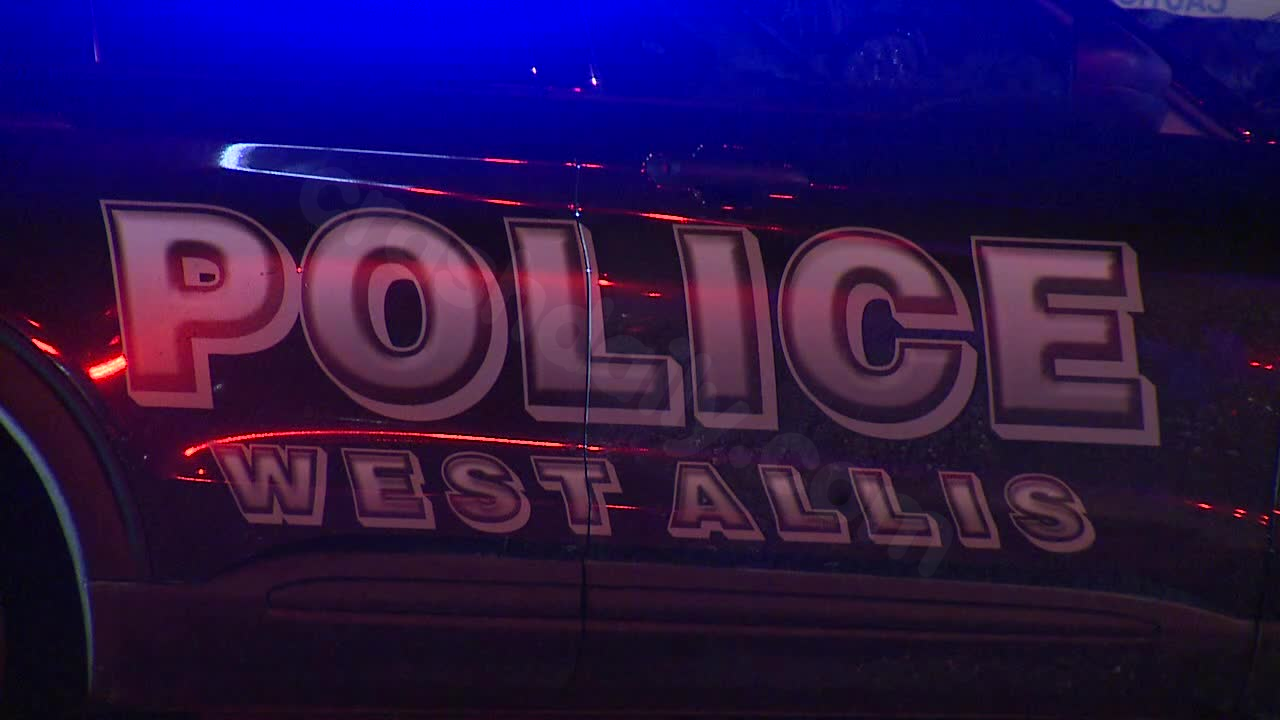 High-speed motorcycle crash in West Allis results in fatality.