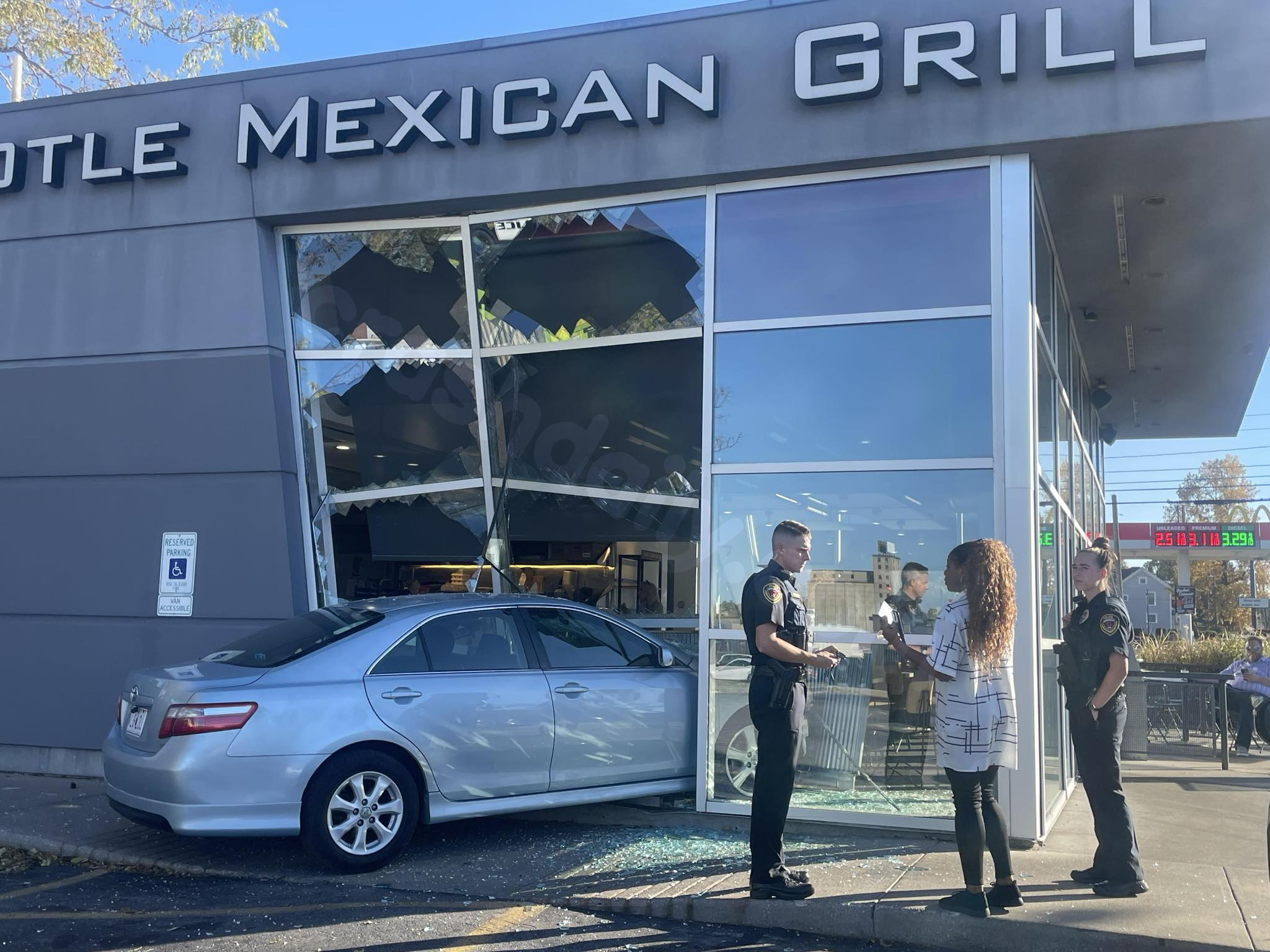 Car accident at Springfield Chipotle; no injuries recorded