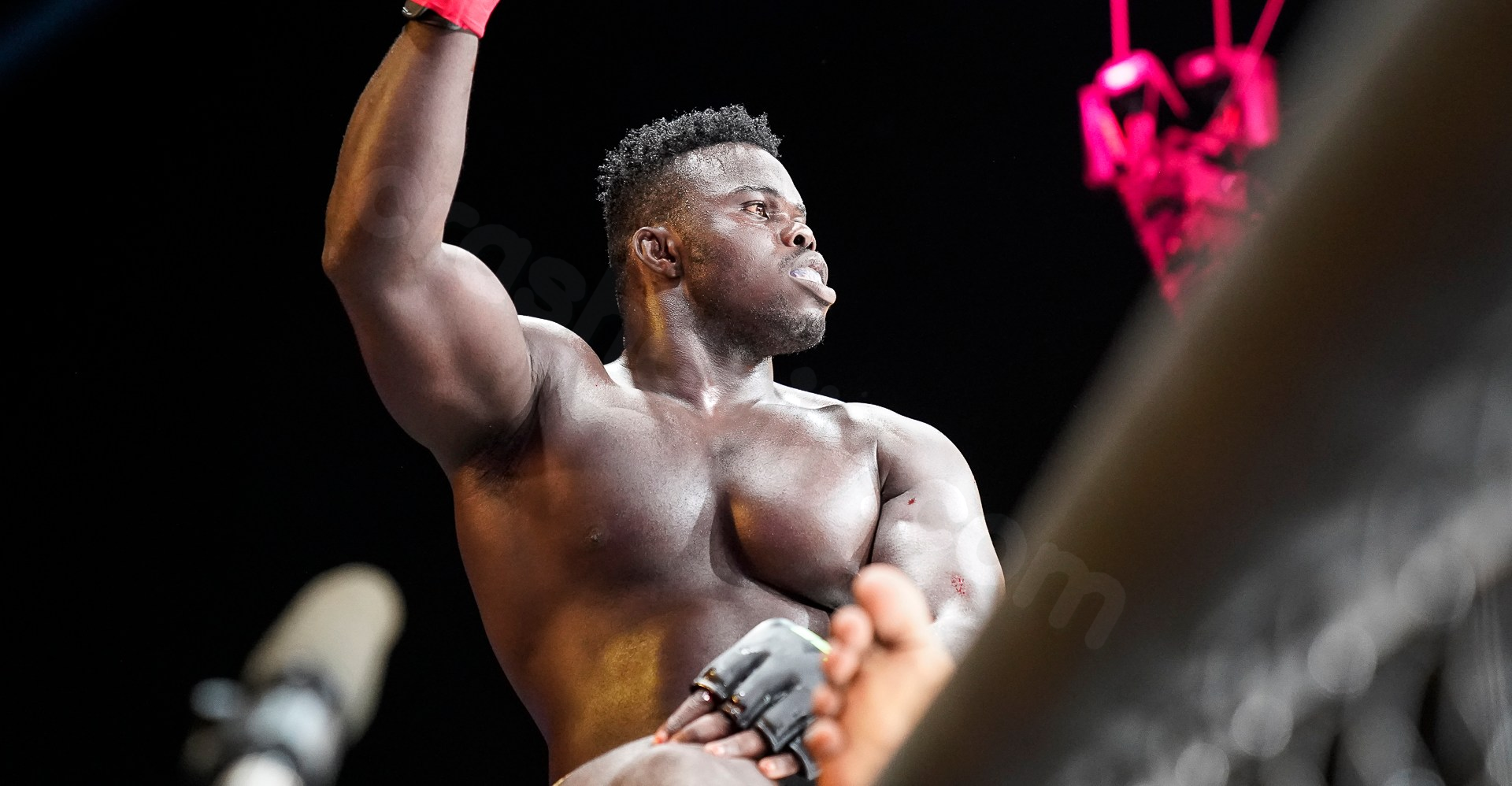 MMA fighter Reug Reug in 'severe auto collision'