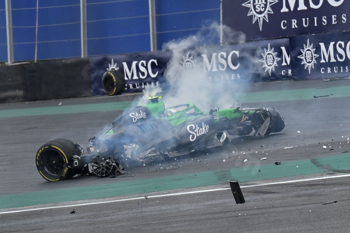Gabriel Bortoleto in serious accident at Brazilian sprint race