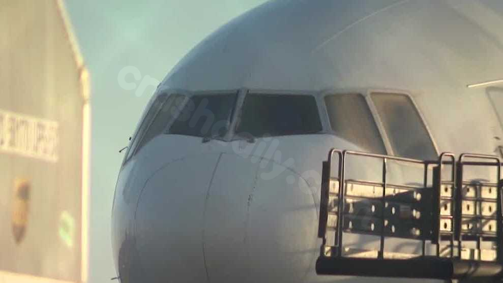 FAA, UPS, FedEx Ground MD-11 fleet post fatal crash; Louisville operations unaffected.