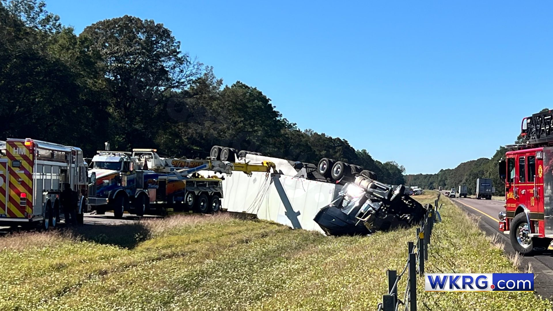 Hazmat response initiated after I-10 collision in Mobile County