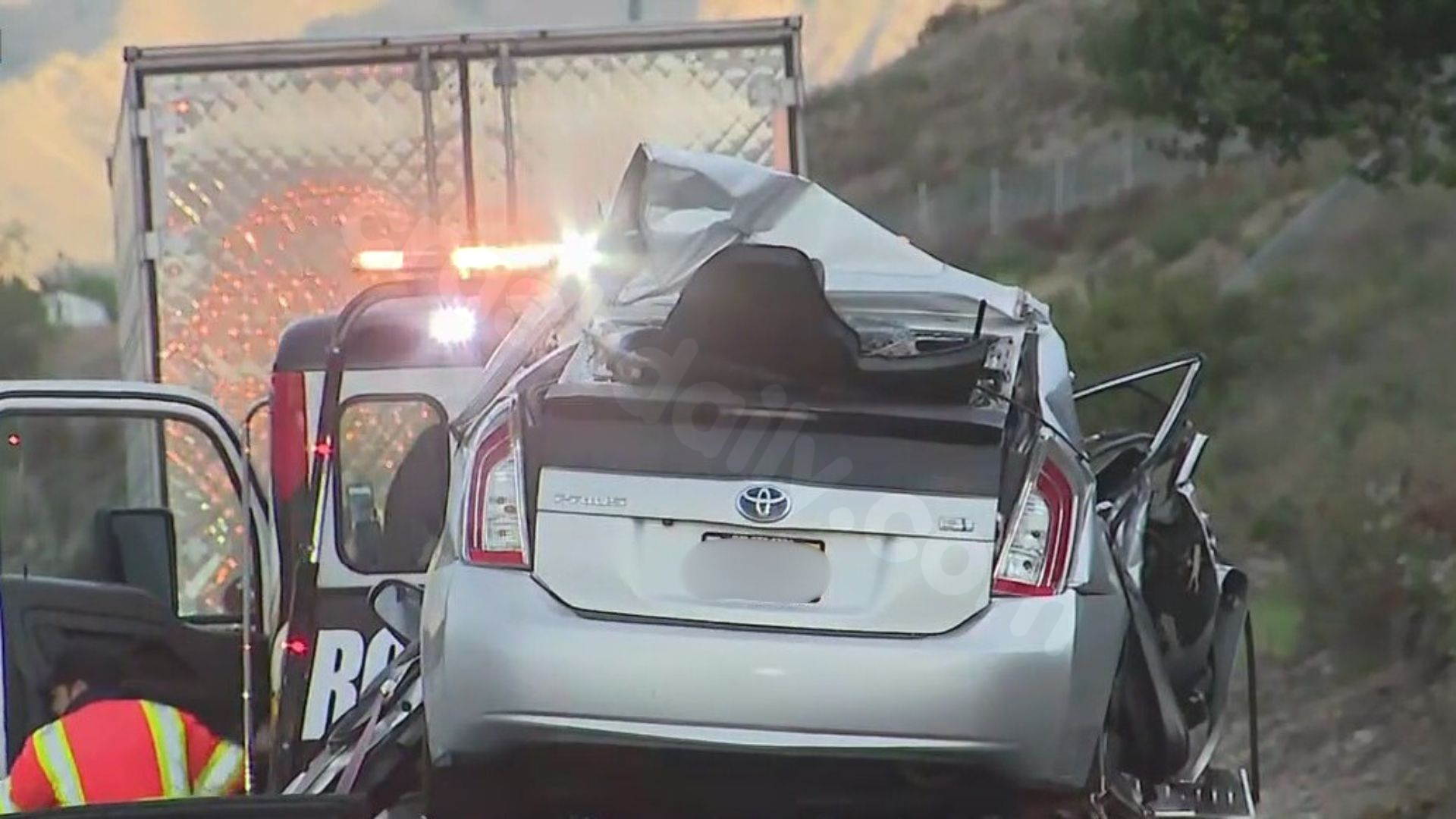 Deadly accident between Prius and semi causes traffic delays on 210 Freeway in Sunland.