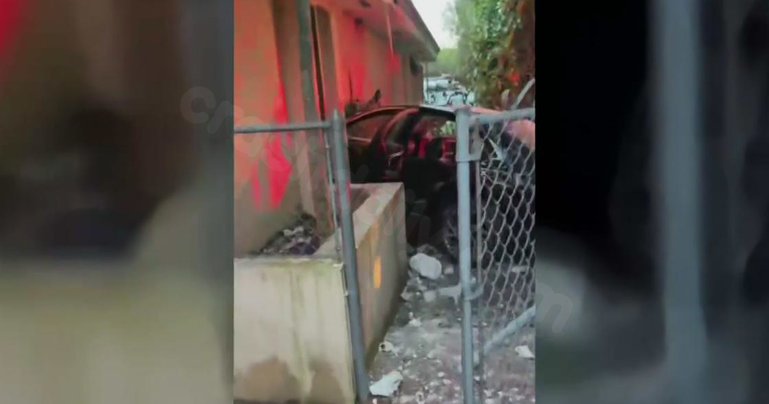 Miami-Dade homeowner targeted by burglars after car crashes into Westchester home