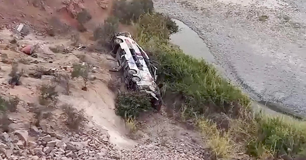 Peru bus crash kills over 37 people