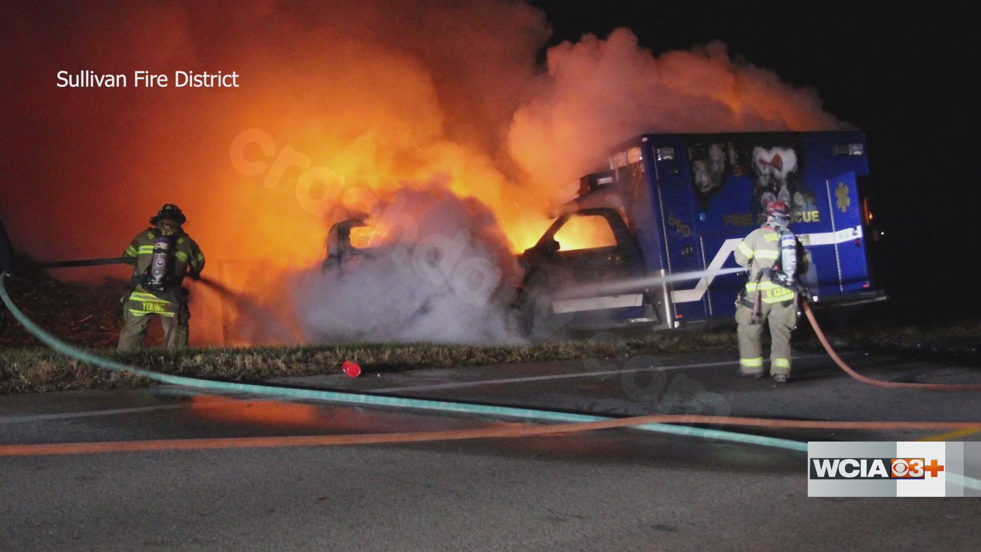 Accident involving ambulance damages two vehicles in Moultrie County