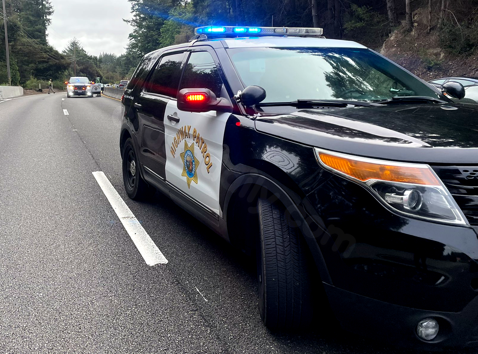 Accident involving CHP officer closes section of Highway 17