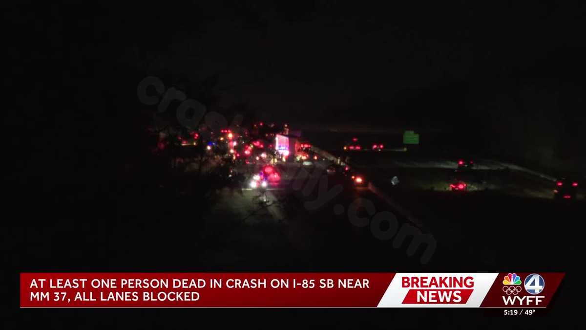 Fatal crash on I-85 leaves one dead and nine injured